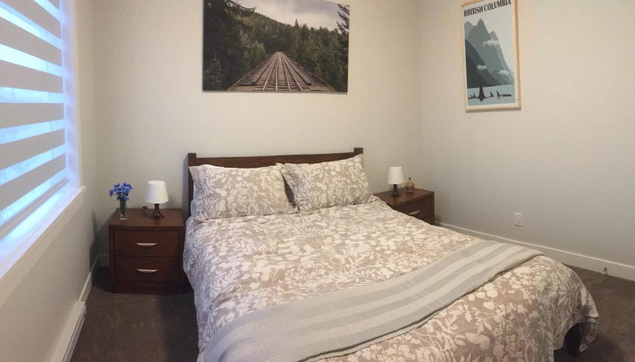 Mollys Cottage-The Suite On Vancouver Island Near Yyj Airport And The Wa And Bc Ferries North Saanich Экстерьер фото