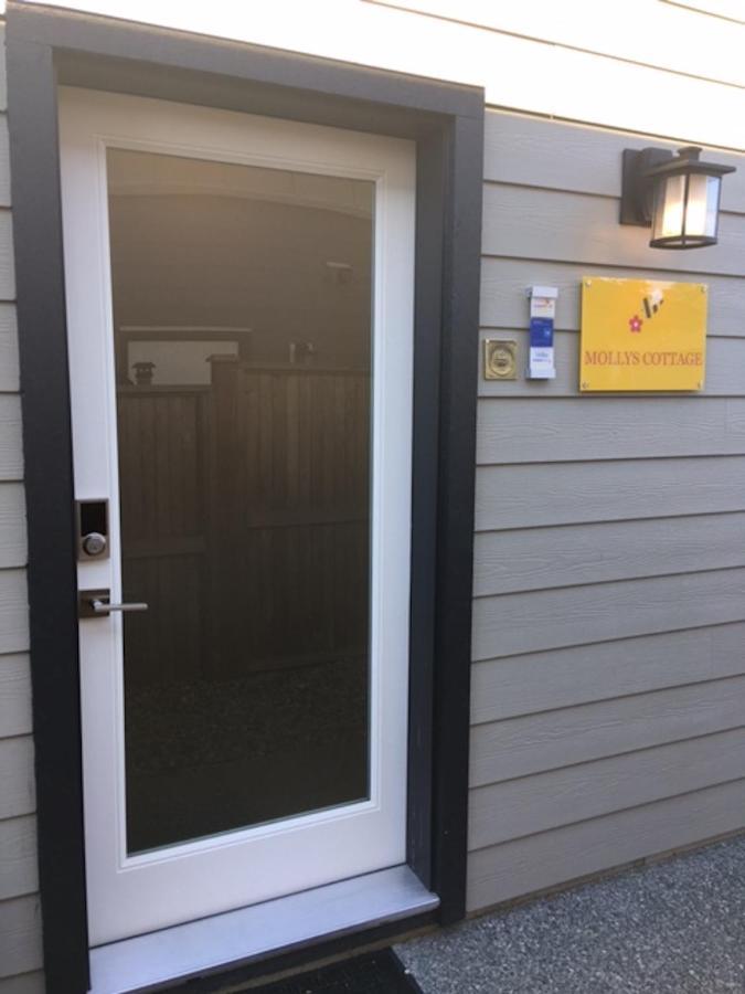 Mollys Cottage-The Suite On Vancouver Island Near Yyj Airport And The Wa And Bc Ferries North Saanich Экстерьер фото